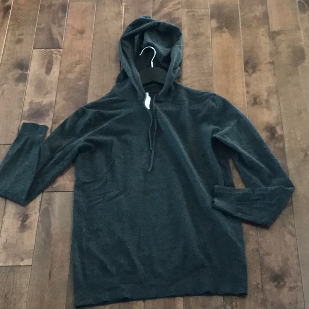 Aritzia Group By Babaton Hoodie- Gray- Size XS